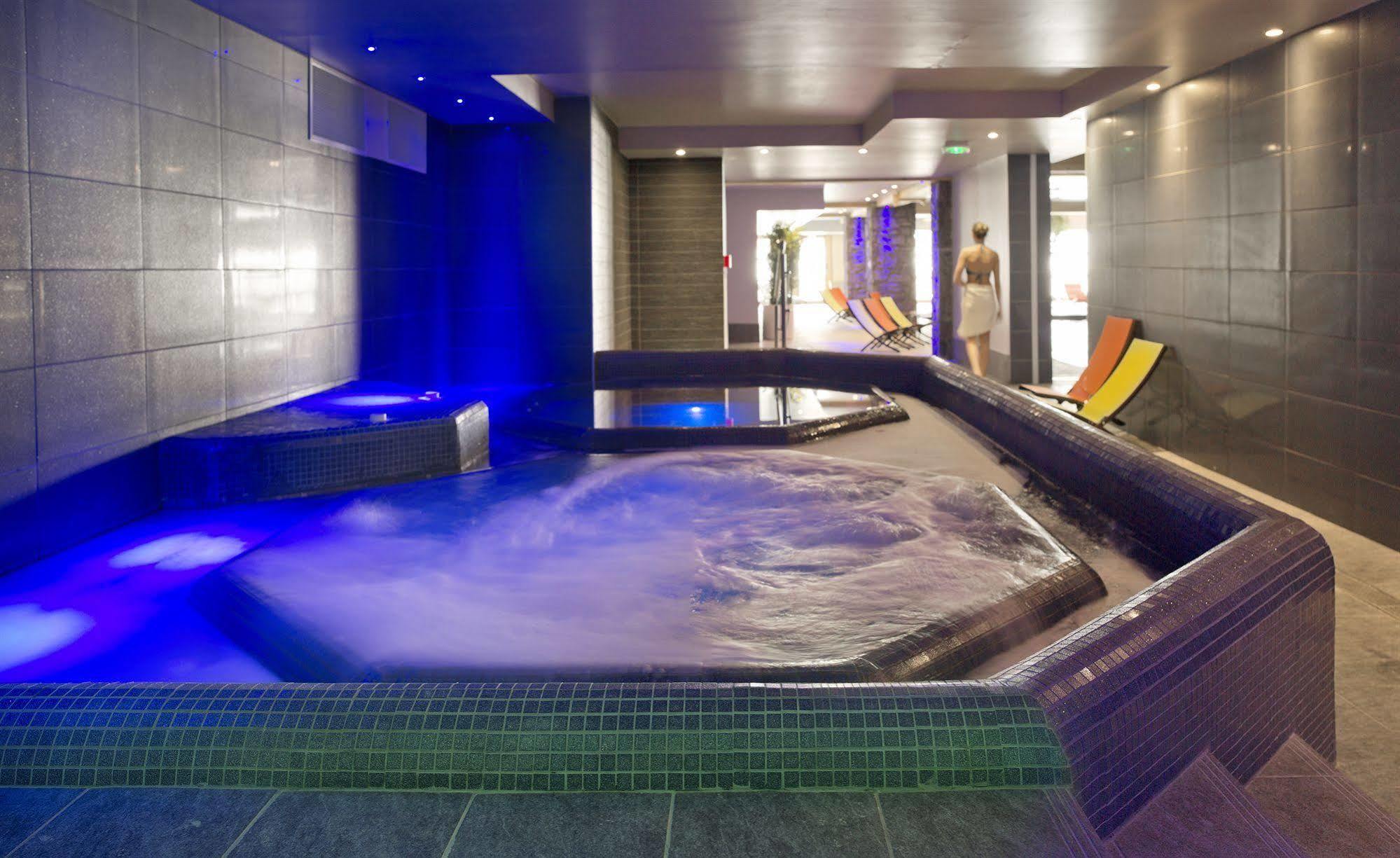 Cgh Residences & Spas Le Cristal De L'Alpe Alpe d'Huez Exteriör bild